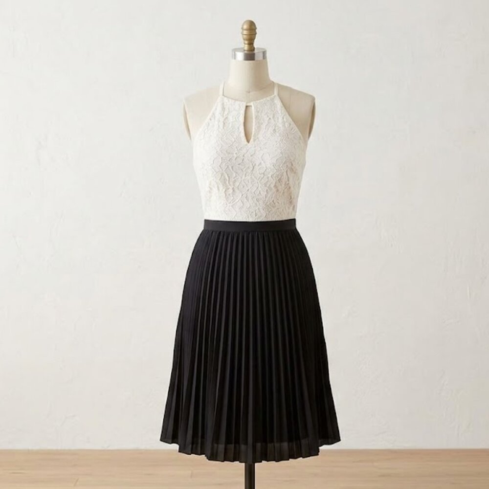 Speechless Two-Tone Lace Halter Dress Black White Pleated Midi XL